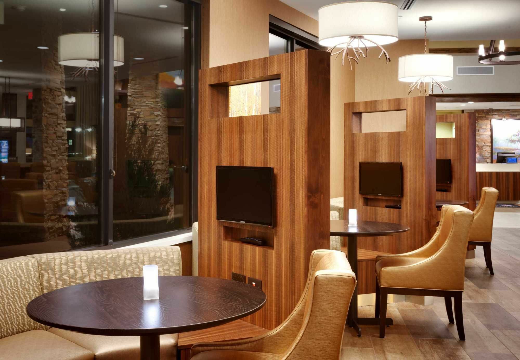 Courtyard By Marriott Sedona Hotell Exteriör bild